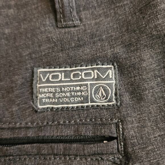 "Nothing More Something" Volcom Gray Chino Shorts sz 32 - Picture 3 of 5